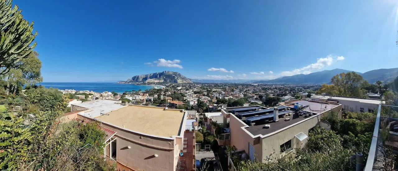 Mondello Sunrise Villa Holiday home