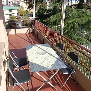 Quiet And Comfortable House With Easy Parking Appartamento Scandicci